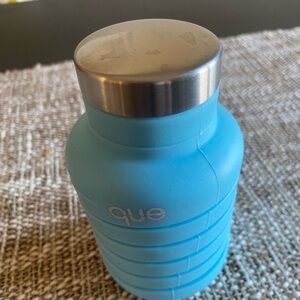Que Collapsible Light‎ Blue Cup